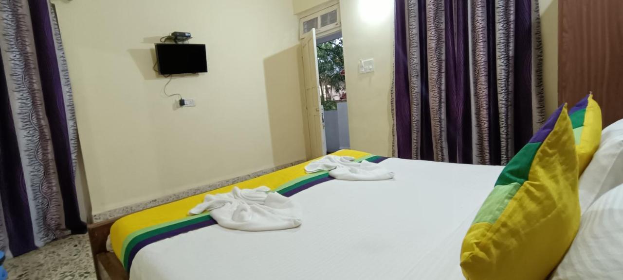 Отель Jack'S Calangute Place Экстерьер фото