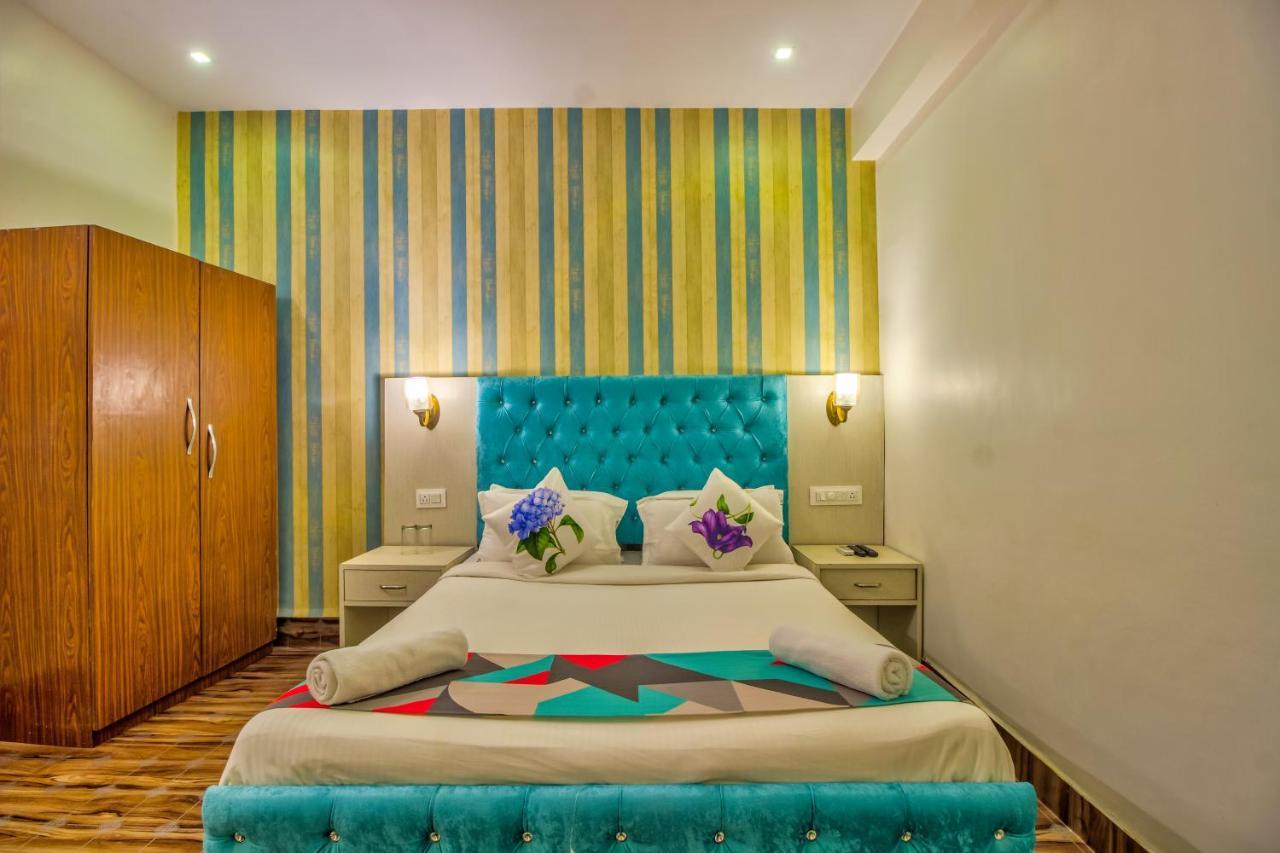 Отель Jack'S Calangute Place Экстерьер фото