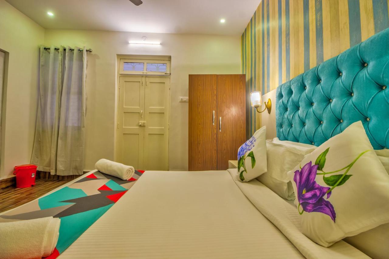 Отель Jack'S Calangute Place Экстерьер фото