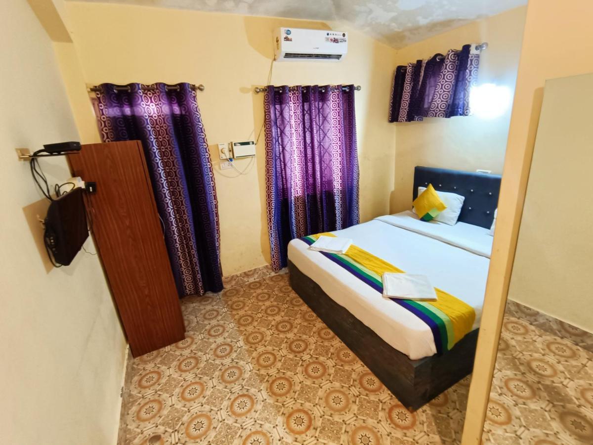 Отель Jack'S Calangute Place Экстерьер фото